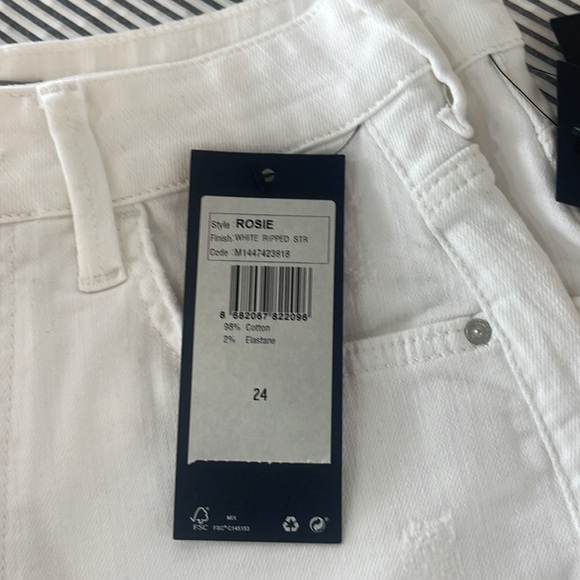 Rosie High Rise Short - Picture 3 of 3